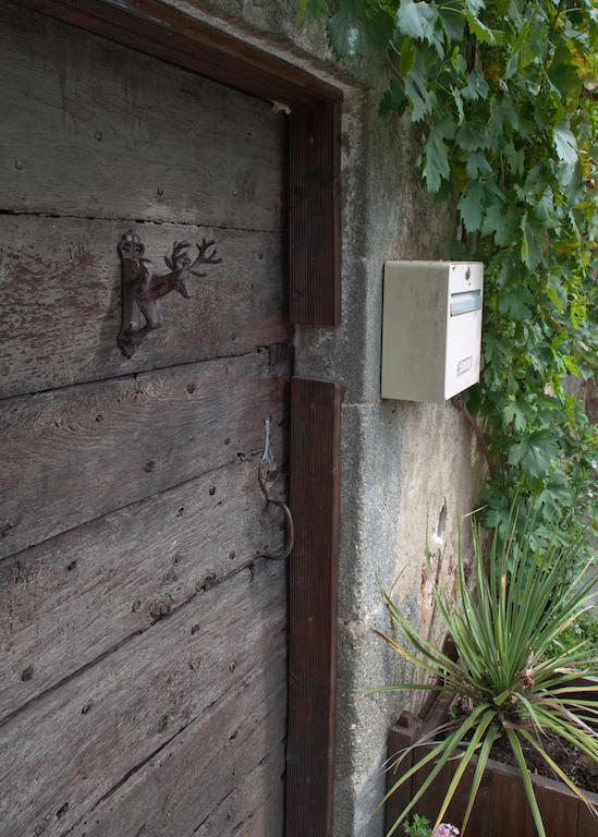 L'Ancien Presbytere Chambres D'Hote Ou Gite Le Dorat Exterior foto