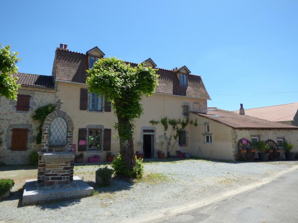 L'Ancien Presbytere Chambres D'Hote Ou Gite Le Dorat Exterior foto