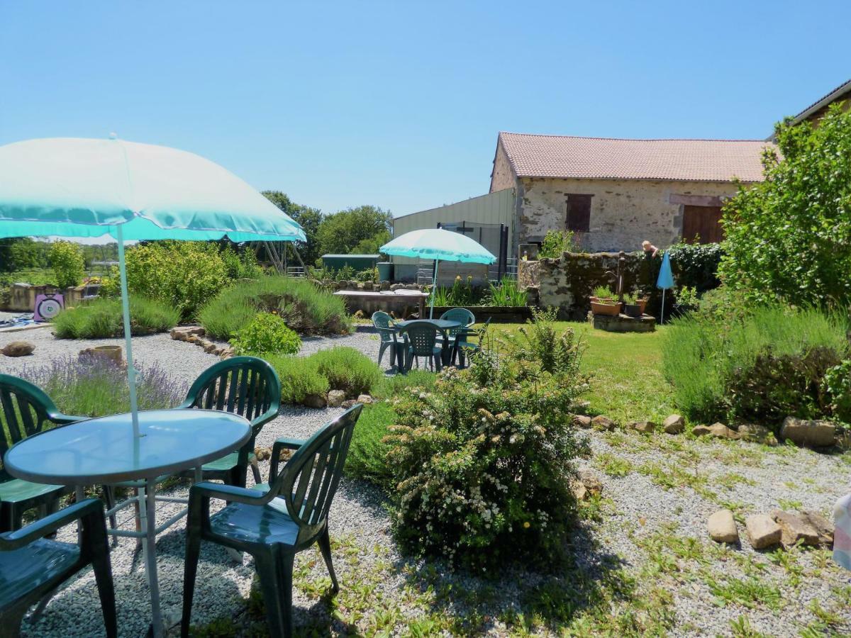 L'Ancien Presbytere Chambres D'Hote Ou Gite Le Dorat Exterior foto